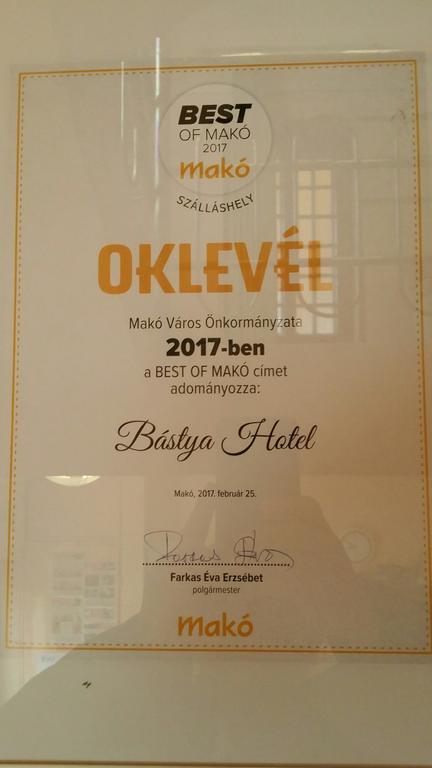 Bastya Hotel Makó 外观 照片