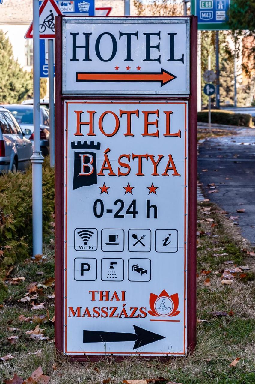 Bastya Hotel Makó 外观 照片